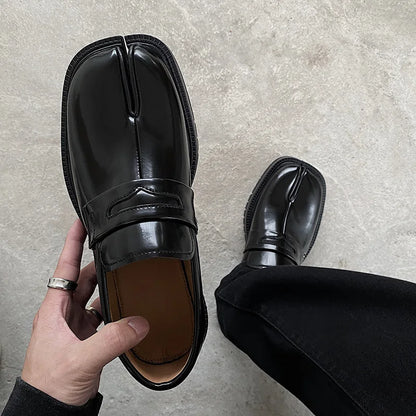 Tabi Leather Loafers – Split Toe Casual Design